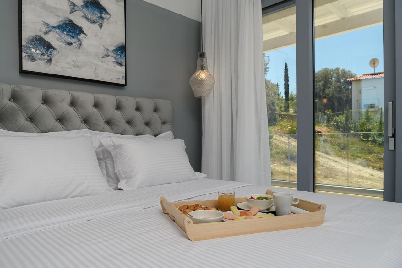 Diamond Dream Villa Kamilari Ngoại thất bức ảnh
