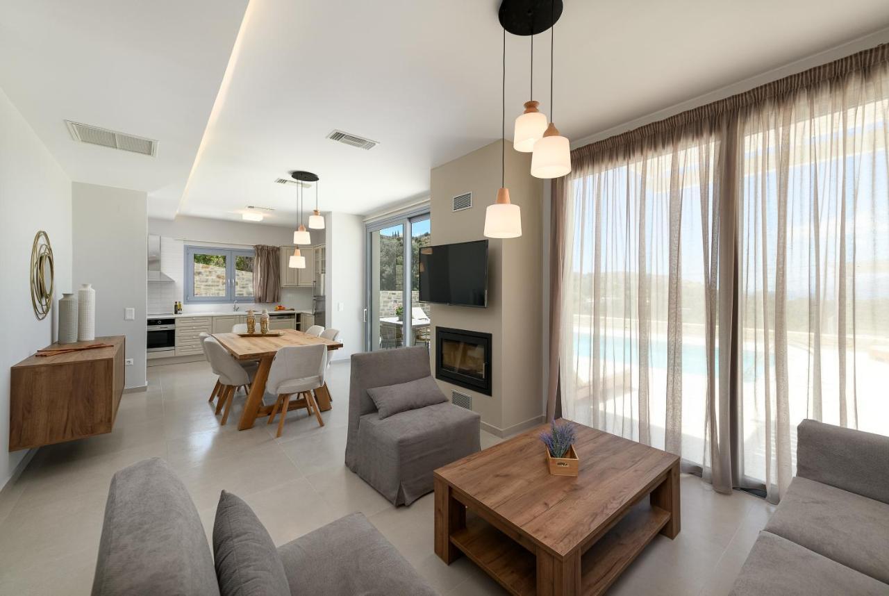 Diamond Dream Villa Kamilari Ngoại thất bức ảnh