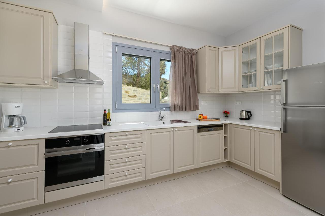 Diamond Dream Villa Kamilari Ngoại thất bức ảnh
